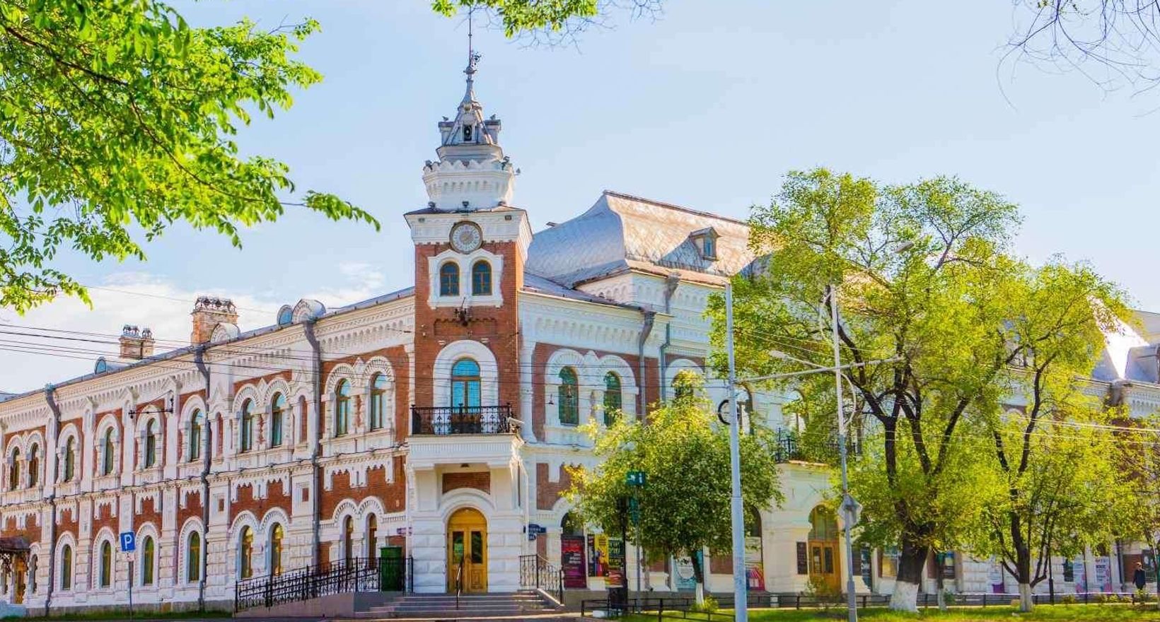 В Амурском областном краеведческом музее начался ремонт  первых двух залов природы, по окончании которого  будет воплощен в жизнь  новый дизайн-проект экспозиционного пространства