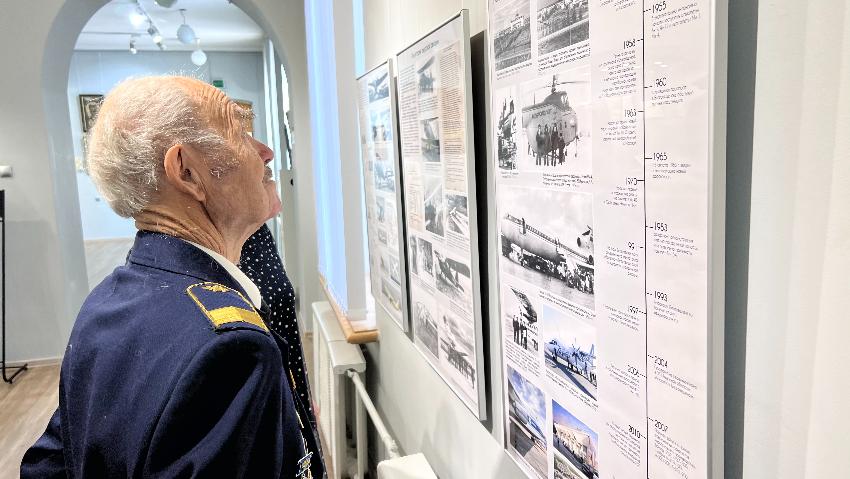 100-летию Гражданской авиации посвящается…